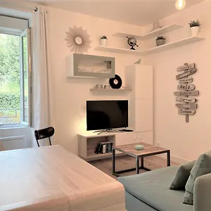 https://charmant-studio-au-centre-de-la-ville.inbrittany.com